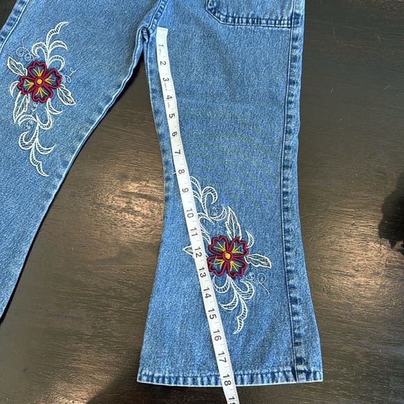 Girls Embroidered Flare Leg Jeans - Picture 5 of 6